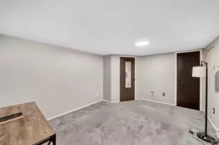 64 Montgomery Ave, West Babylon, NY 11704 - Photo 22