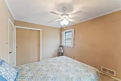 25340 147th Avenue, Rosedale, NY 11422 - Photo 12