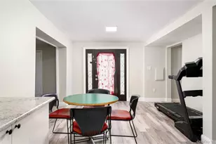 10 Sunnyside Dr, Sound Beach, NY 11789 - Photo 4