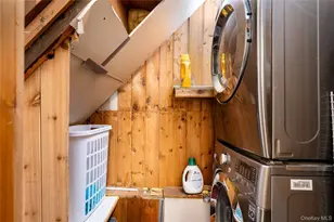 10 Sunnyside Dr, Sound Beach, NY 11789 - Photo 16