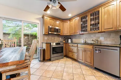 923 Woodmere Drive, Woodmere, NY 11581 - Photo 6