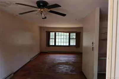 2 Valley View Road, Bloomingburg, NY 12721 - Photo 6