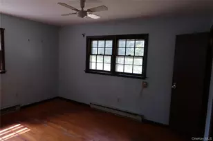 2 Valley View Rd, Bloomingburg, NY 12721 - Photo 10