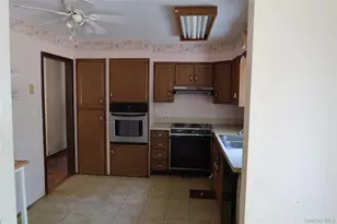 2 Valley View Rd, Bloomingburg, NY 12721 - Photo 8