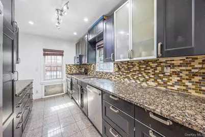 19703 McLaughlin Avenue, Hollis, NY 11423 - Photo 6