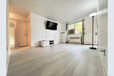 216-25 73 Avenue #1, Bayside, NY 11364 - Photo 4