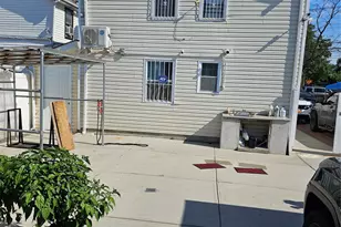 150-27 Linden Blvd, Jamaica, NY 11434 - Photo 4