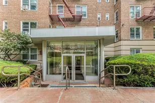 1300 Midland Ave, Yonkers, NY 10704 - Photo 20