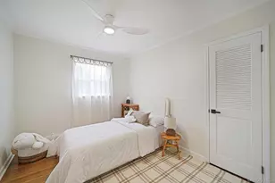 2 Bay Pl, Bay Shore, NY 11751 - Photo 18