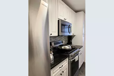 20915 18th Avenue #3E, Bayside, NY 11360 - Photo 4
