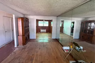 118-15 Springfield Blvd, Springfield Gardens, NY 11411 - Photo 2