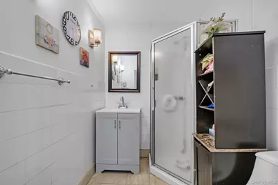 1134 Bay 27th Street, Far Rockaway, NY 11691 - Photo 8