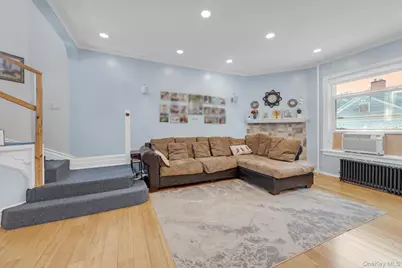 1134 Bay 27th Street, Far Rockaway, NY 11691 - Photo 4