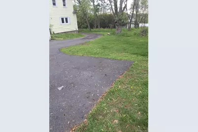 572 Union Avenue #3, New Windsor, NY 12553 - Photo 2