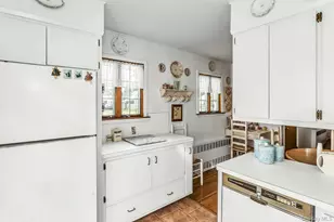 42 Westgate Rd, Massapequa Park, NY 11762 - Photo 8