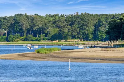 2 Hawk Drive, Lloyd Harbor, NY 11743 - Photo 28