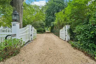 90 Thompson Ave, Babylon, NY 11702 - Photo 4