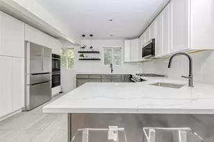 8 Beaver Hollow Ln, Airmont, NY 10952 - Photo 6