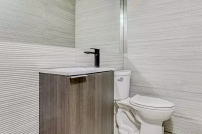 8 Beaver Hollow Lane, Airmont, NY 10952 - Photo 10