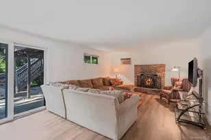 54 Peppermint Rd, Commack, NY 11725 - Photo 16