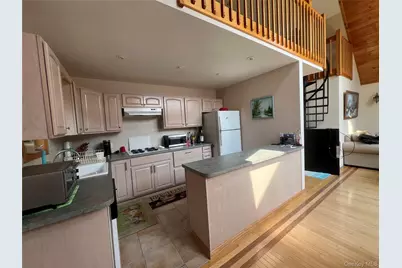 125 Woods Road, Barryville, NY 12719 - Photo 2