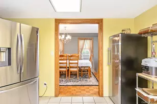 127 North St, Manorville, NY 11949 - Photo 14