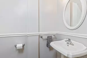 127 North St, Manorville, NY 11949 - Photo 10