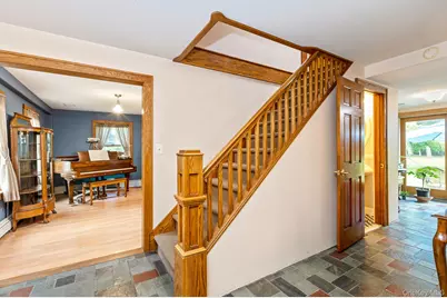 127 North Street, Manorville, NY 11949 - Photo 6