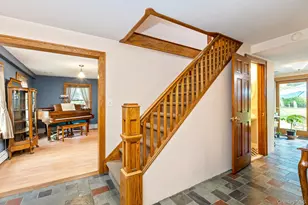 127 North St, Manorville, NY 11949 - Photo 6