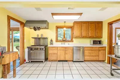 127 North Street, Manorville, NY 11949 - Photo 12