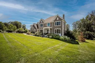 31 Stonehollow Dr, Brewster, NY 10509 - Photo 2