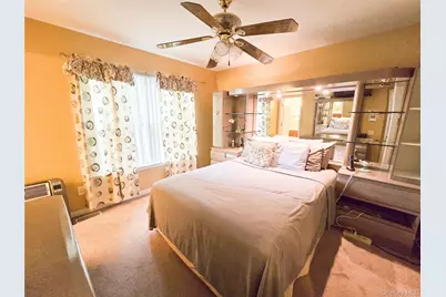 31 Stahlman Lane, Patchogue, NY 11772 - Photo 16