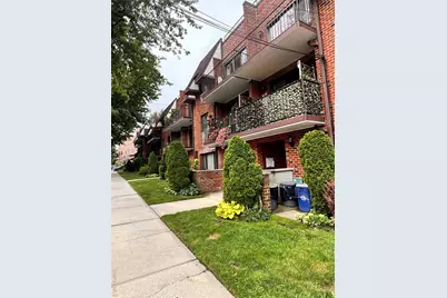 71-34 163rd Street #3, Fresh Meadows, NY 11365 - Photo 2