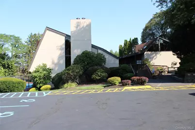 3303 Pine Cone Court, Poughkeepsie, NY 12603 - Photo 4