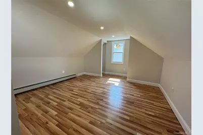 19445 Murdock Avenue, Saint Albans, NY 11412 - Photo 18