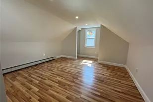 194-45 Murdock Ave, Saint Albans, NY 11412 - Photo 18