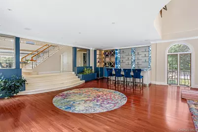 12 Sloanes Court, Sands Point, NY 11050 - Photo 10