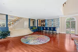 12 Sloanes Ct, Sands Point, NY 11050 - Photo 10