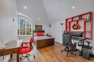 12 Sloanes Ct, Sands Point, NY 11050 - Photo 30