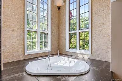 12 Sloanes Court, Sands Point, NY 11050 - Photo 48