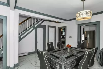 28 Lexington Avenue, Freeport, NY 11520 - Photo 6