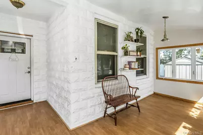 28 Lexington Avenue, Freeport, NY 11520 - Photo 2