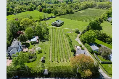 35950 Main Road, Cutchogue, NY 11935 - Photo 1