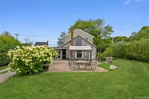 35950 Main Rd, Cutchogue, NY 11935 - Photo 8