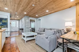 35950 Main Rd, Cutchogue, NY 11935 - Photo 12