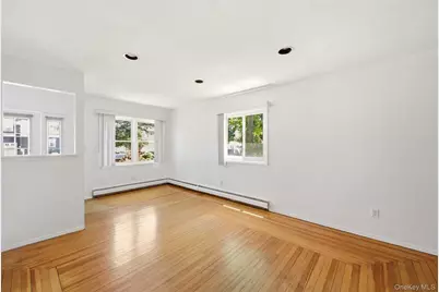 26 Garfield Avenue, East Islip, NY 11730 - Photo 8