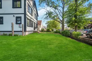 99-03 207th St, Queens Village, NY 11429 - Photo 4