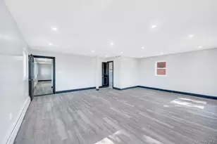 99-03 207th St, Queens Village, NY 11429 - Photo 20