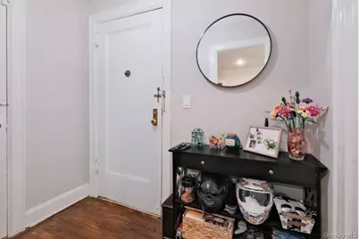 23 Old Mamaroneck Road #1M, White Plains, NY 10605 - Photo 4