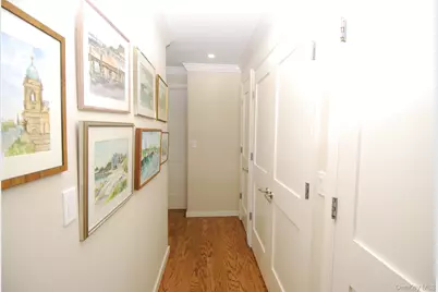 27010 Grand Central Parkway #33G, Floral Park, NY 11005 - Photo 12